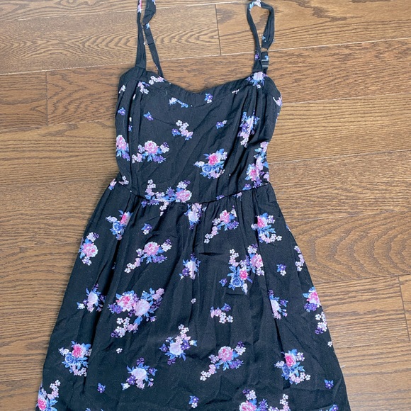 Floral Garage dress - Picture 1 of 2
